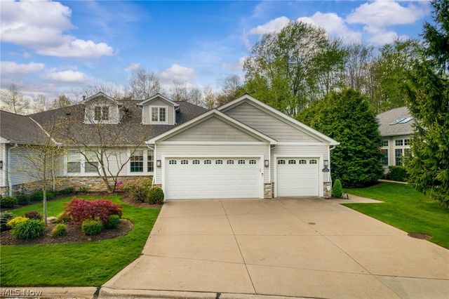 364 Blossom Lane, Orange Village, OH 44022