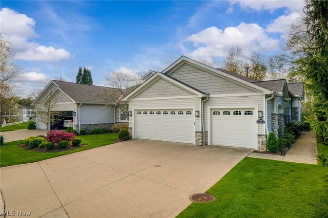 364 Blossom Lane, Orange Village, OH 44022