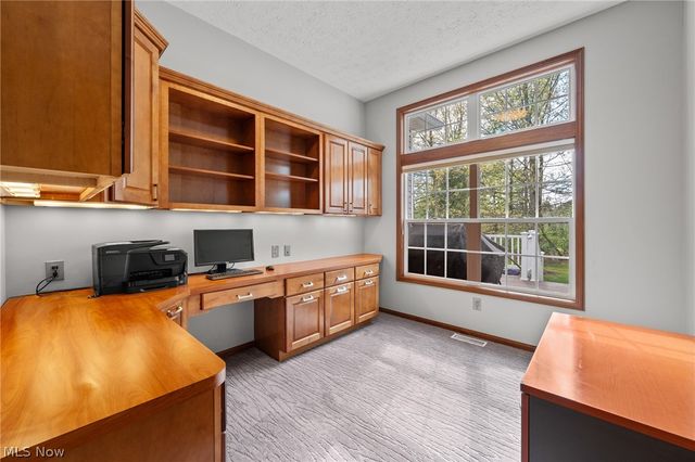 364 Blossom Lane, Orange Village, OH 44022