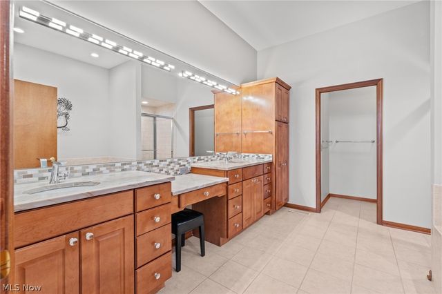 364 Blossom Lane, Orange Village, OH 44022