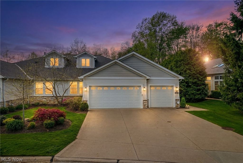 364 Blossom Lane, Orange Village, OH 44022
