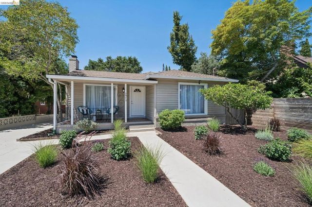 3975 Turnley Ave, Oakland, CA 94605
