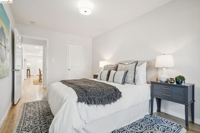 3975 Turnley Ave, Oakland, CA 94605