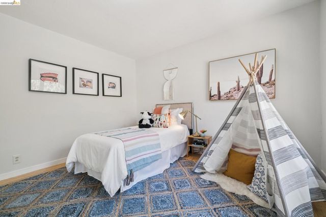 3975 Turnley Ave, Oakland, CA 94605