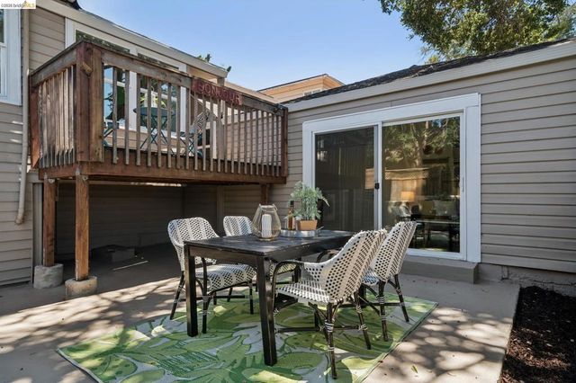 3975 Turnley Ave, Oakland, CA 94605
