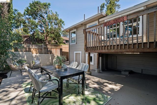3975 Turnley Ave, Oakland, CA 94605