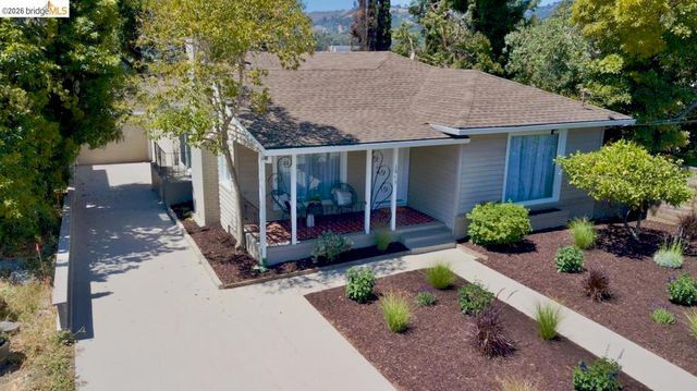3975 Turnley Ave, Oakland, CA 94605