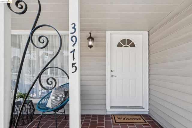 3975 Turnley Ave, Oakland, CA 94605