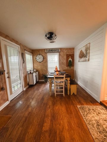 1100 Harve Brown Rd, Bethpage, TN 37022