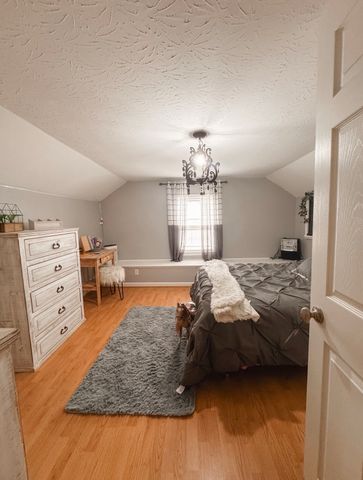 1100 Harve Brown Rd, Bethpage, TN 37022