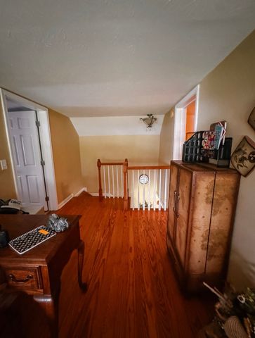 1100 Harve Brown Rd, Bethpage, TN 37022