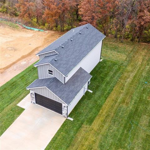 707 Mahogany Court, Warrensburg, MO 64093