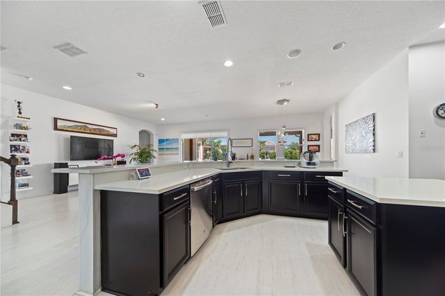 7325 WILD BLACKBERRY TRAIL, Winter Garden, FL 34787