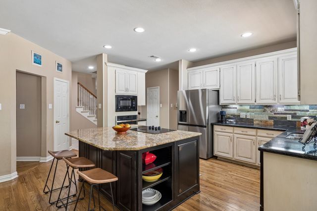 303 Waterford Court, Southlake, TX 76092
