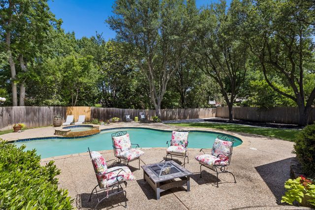303 Waterford Court, Southlake, TX 76092