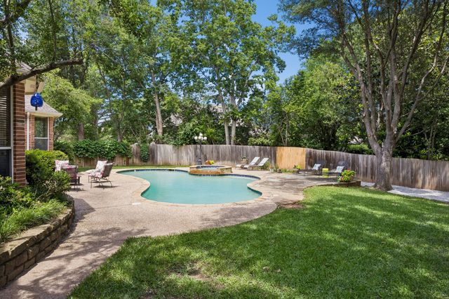 303 Waterford Court, Southlake, TX 76092