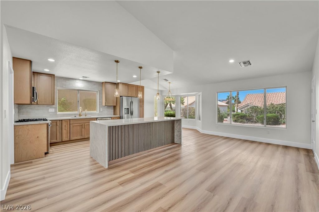 9912 Rosamond Drive, Las Vegas, NV 89134 — photo 3