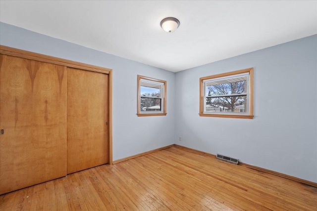 9531 W Langlade STREET, Milwaukee, WI 53225