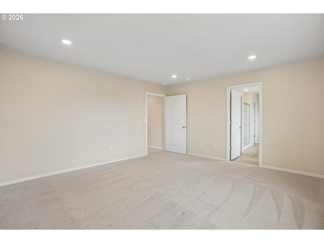 4889 NAVIGATION Ave Ne, Salem, OR 97305