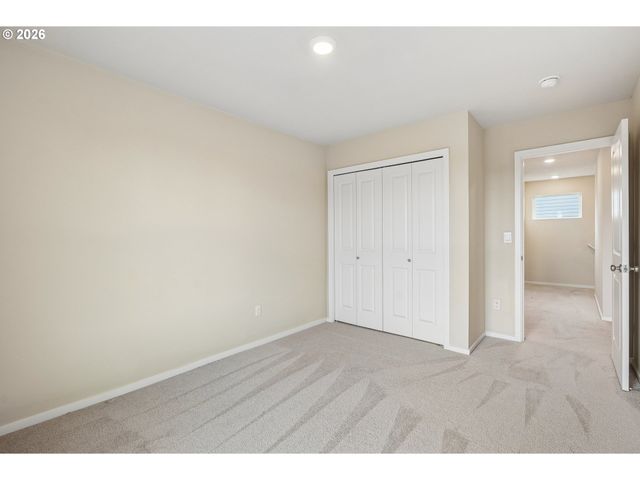4889 NAVIGATION Ave Ne, Salem, OR 97305