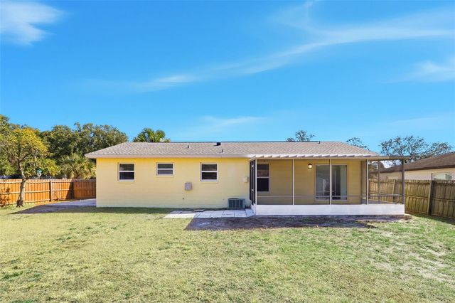 8840 AVA LAKE DRIVE, Orlando, FL 32810