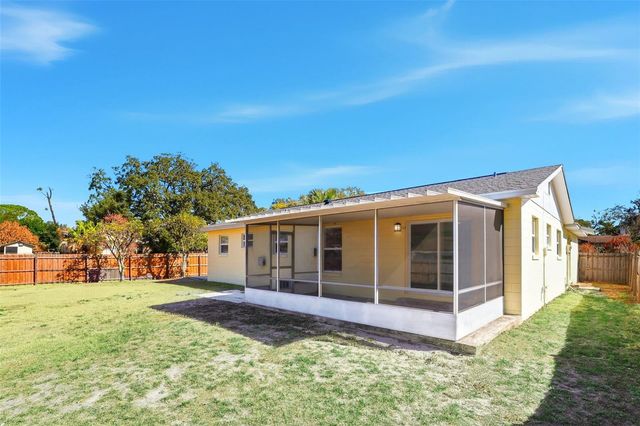 8840 AVA LAKE DRIVE, Orlando, FL 32810