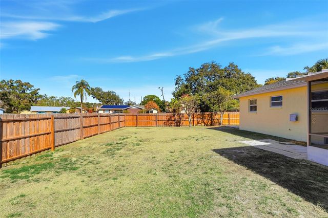 8840 AVA LAKE DRIVE, Orlando, FL 32810