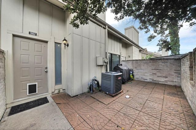 3162 Windchase Boulevard 451, Houston, TX 77082