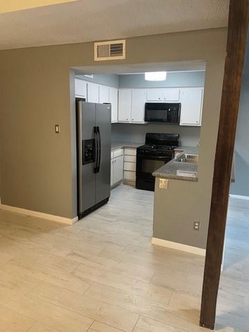3162 Windchase Boulevard 451, Houston, TX 77082