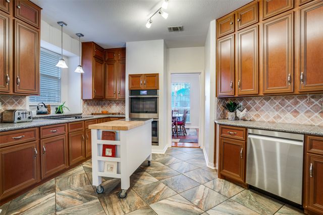 411 Wolverley Lane, Allen, TX 75002