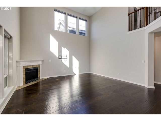 2137 N LEGACY Dr, Newberg, OR 97132