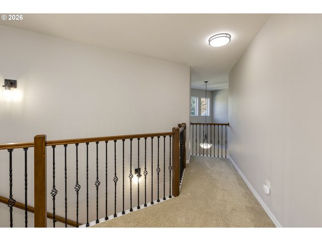2137 N LEGACY Dr, Newberg, OR 97132