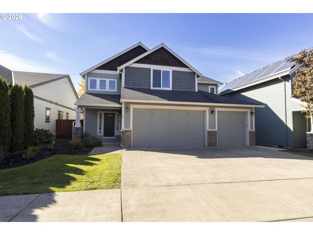 2137 N LEGACY Dr, Newberg, OR 97132