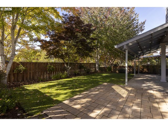 2137 N LEGACY Dr, Newberg, OR 97132