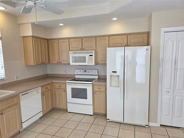 384 ROYAL PALM WAY, Spring Hill, FL 34608