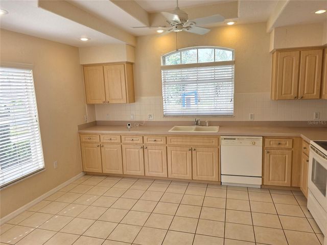 384 ROYAL PALM WAY, Spring Hill, FL 34608