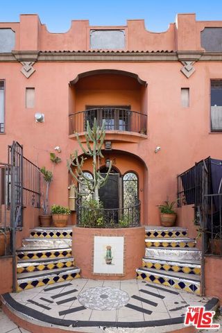 101 N Kenmore Avenue, Los Angeles, CA 90004