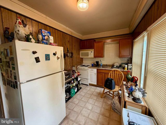 8224 FORT SMALLWOOD RD, Baltimore, MD 21226