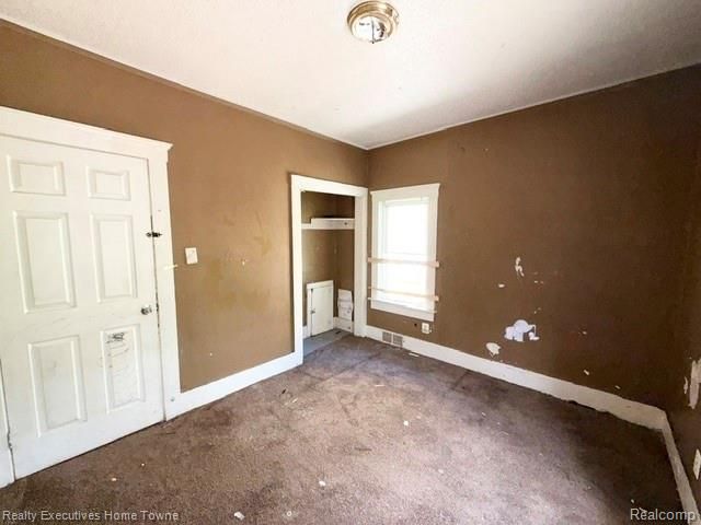 13524 Faust Avenue, Detroit, MI 48223