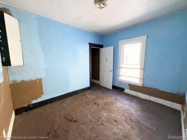 13524 Faust Avenue, Detroit, MI 48223