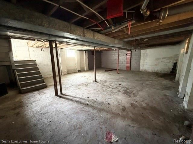 13524 Faust Avenue, Detroit, MI 48223