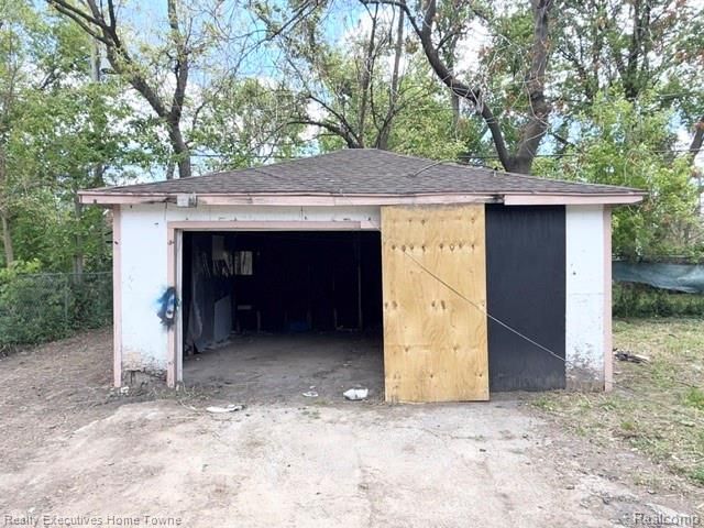 13524 Faust Avenue, Detroit, MI 48223