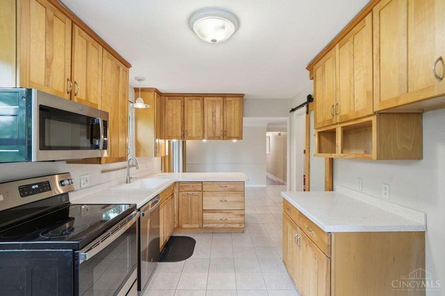 10250 Kerrianna Drive, Montgomery, OH 45242
