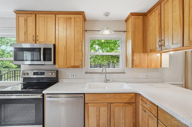 10250 Kerrianna Drive, Montgomery, OH 45242
