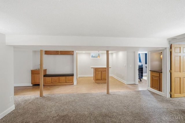 10250 Kerrianna Drive, Montgomery, OH 45242