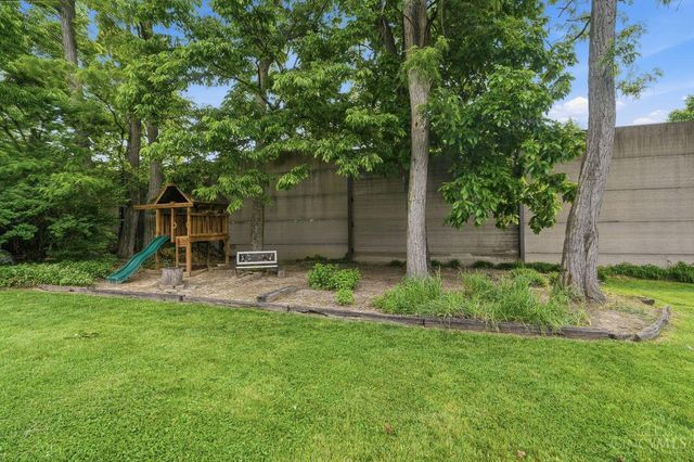 10250 Kerrianna Drive, Montgomery, OH 45242