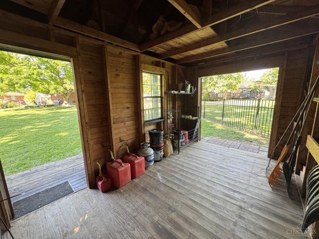 10250 Kerrianna Drive, Montgomery, OH 45242
