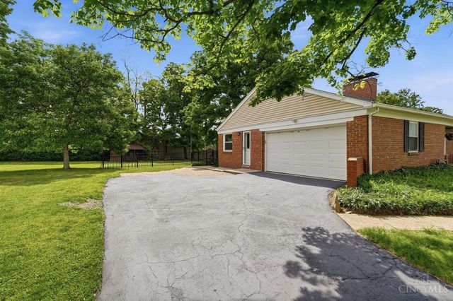10250 Kerrianna Drive, Montgomery, OH 45242