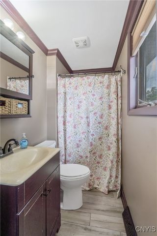 208 Fox Drive, Camillus, NY 13031