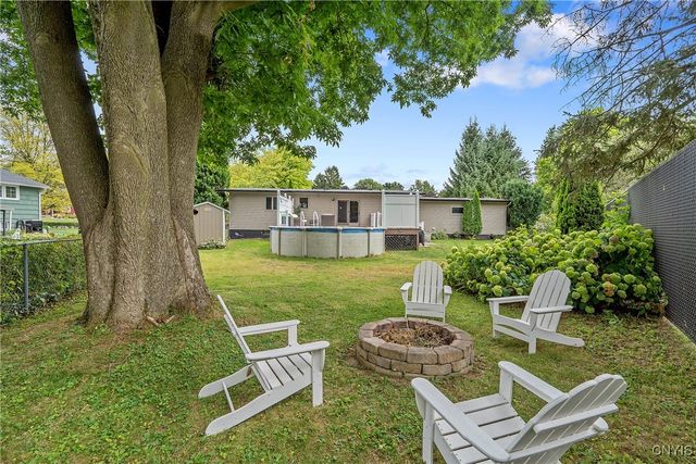 208 Fox Drive, Camillus, NY 13031